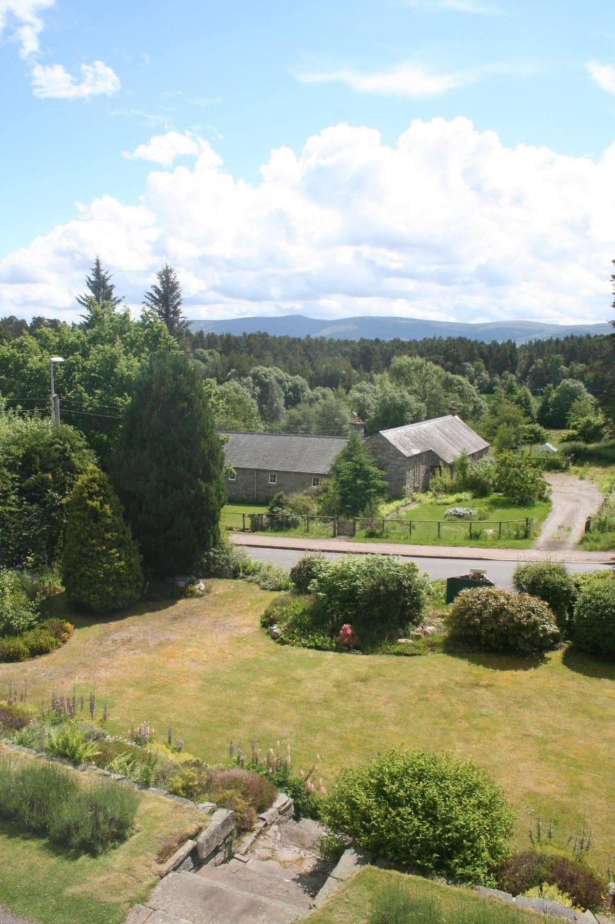 Rossmor Bed & Breakfast Grantown-on-Spey 외부 사진