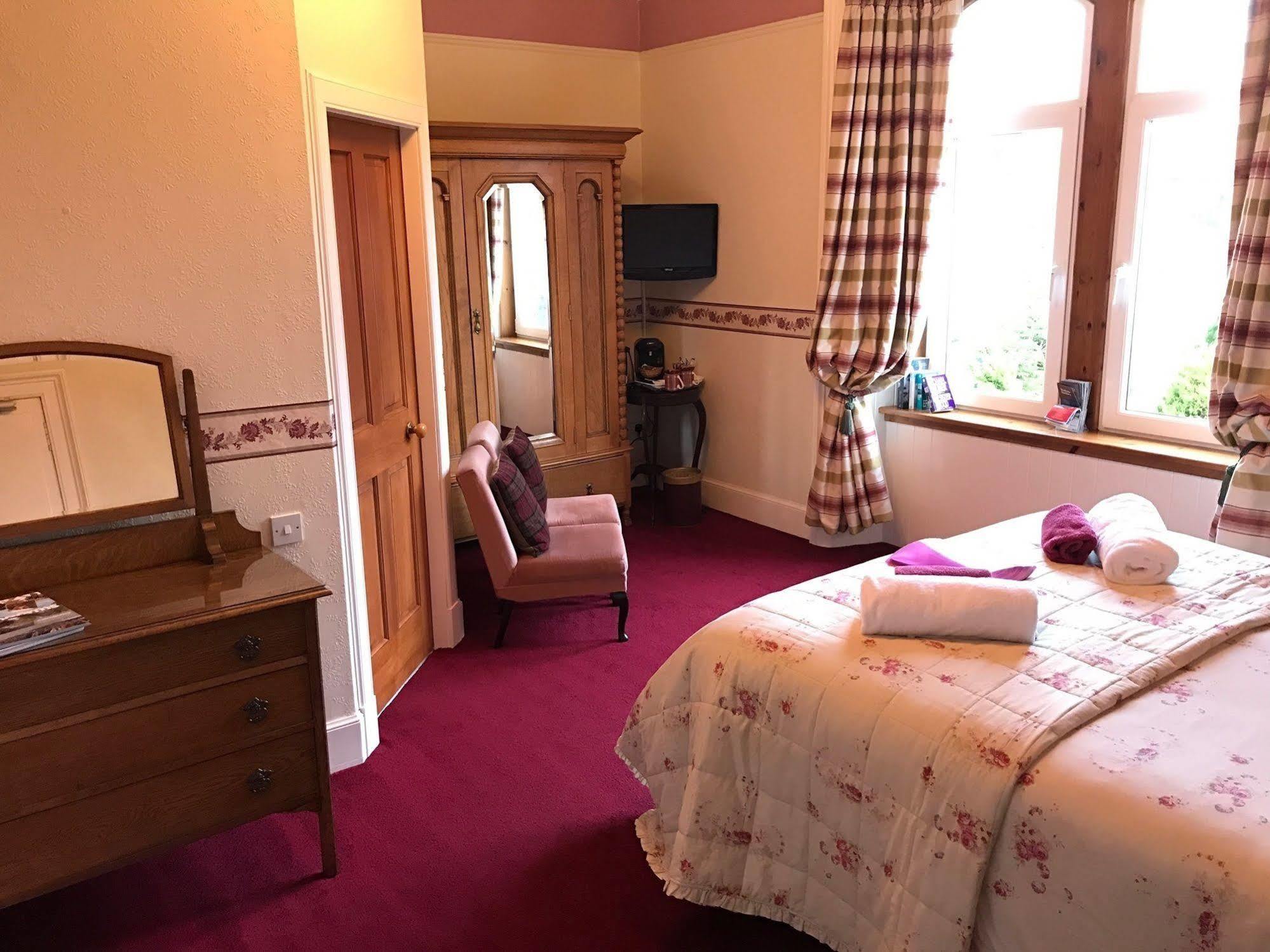 Rossmor Bed & Breakfast Grantown-on-Spey 외부 사진