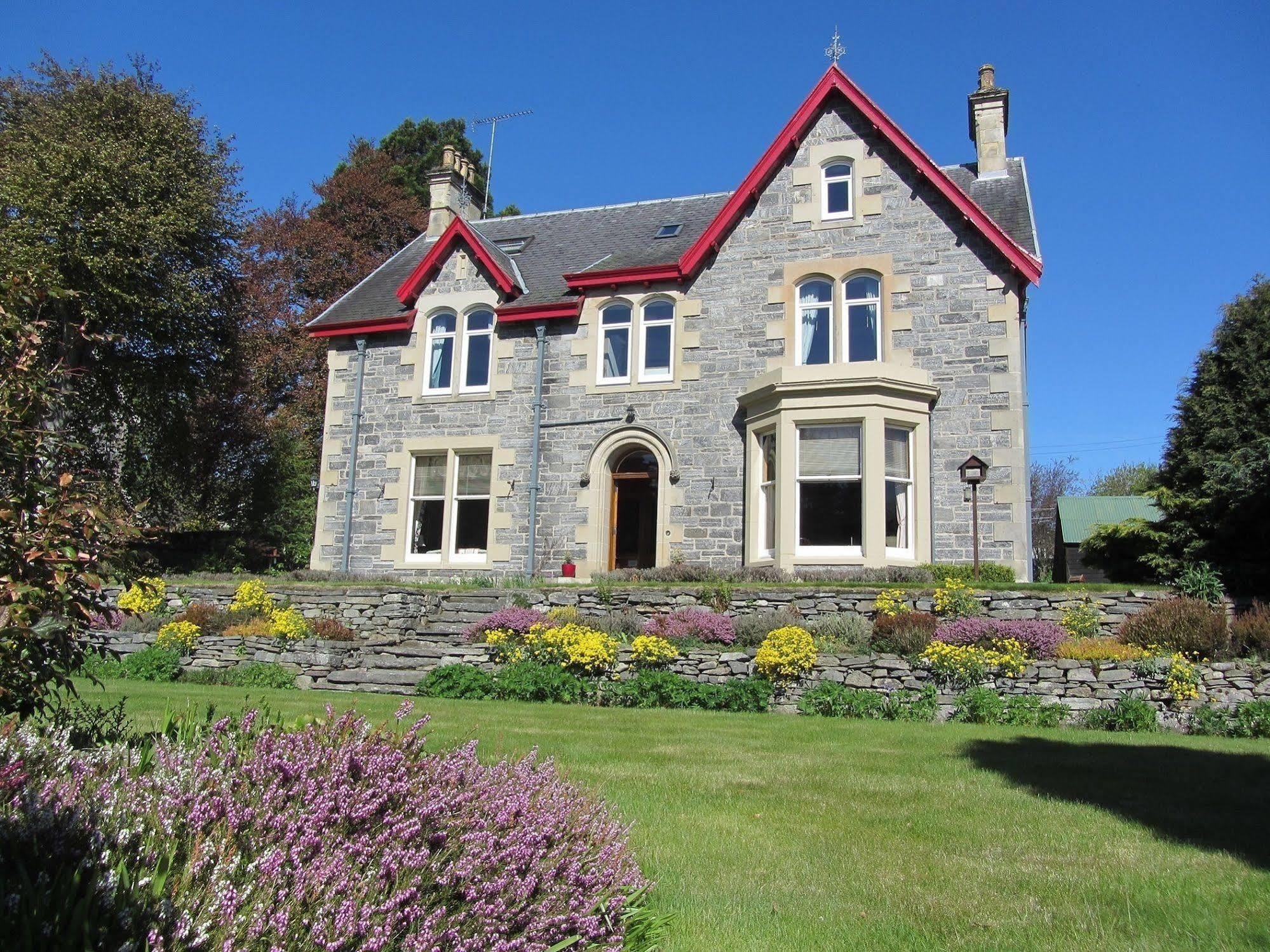 Rossmor Bed & Breakfast Grantown-on-Spey 외부 사진